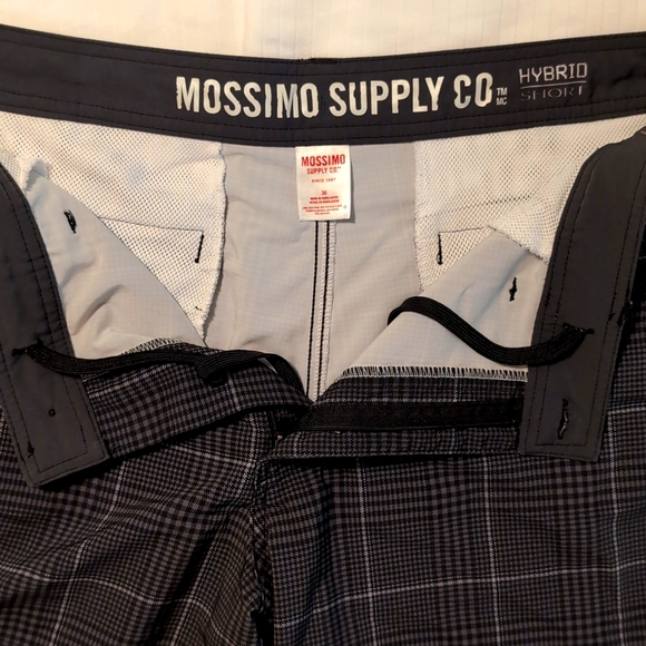 Mossimo Supply Co Hybrid Short - Picture 5 of 5